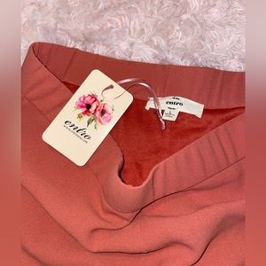 Entro pink Large pleated skirt